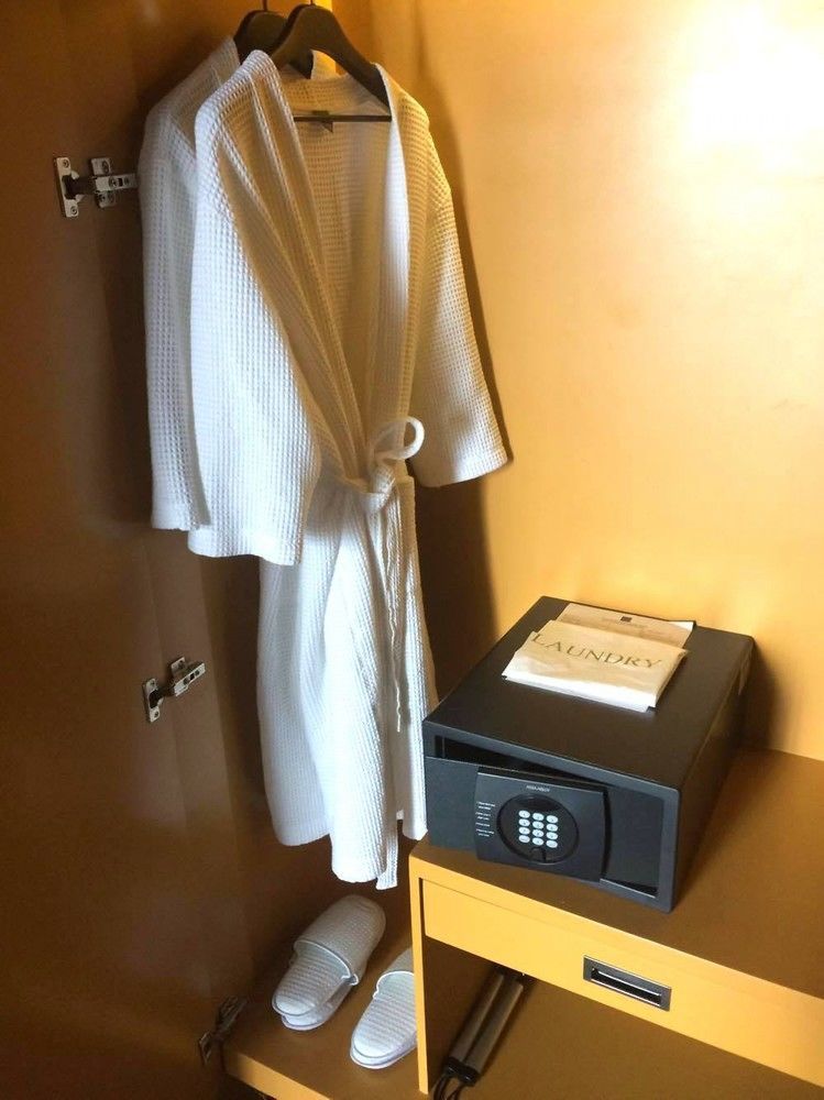 Hotel One Eleven 4*