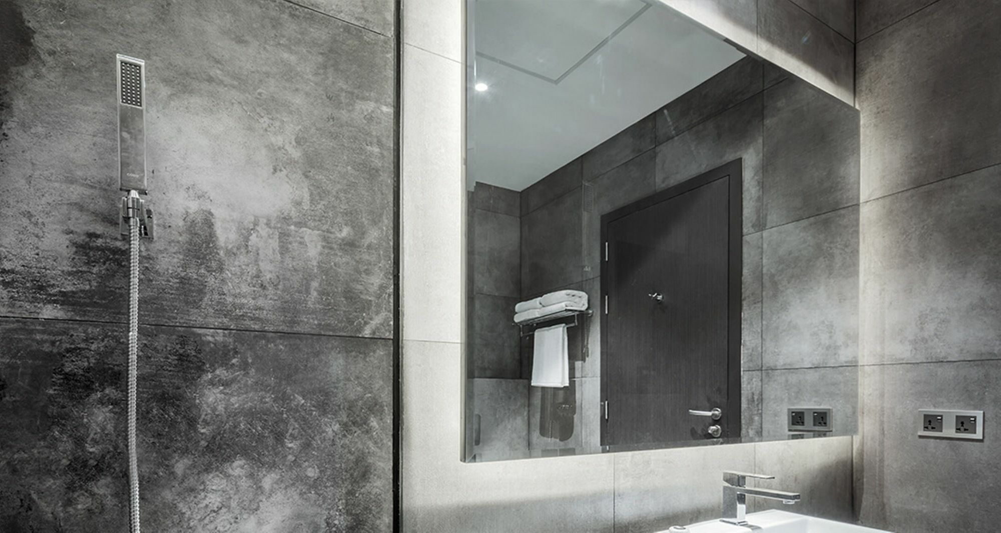 Hotel One Eleven 4*
